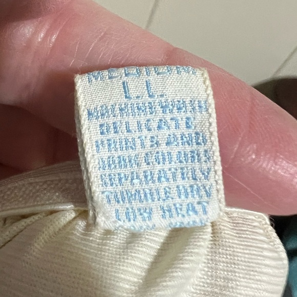 Vintage Vanity fair size medium lot of 4 slips long and short black cream lace - Picture 4 of 16